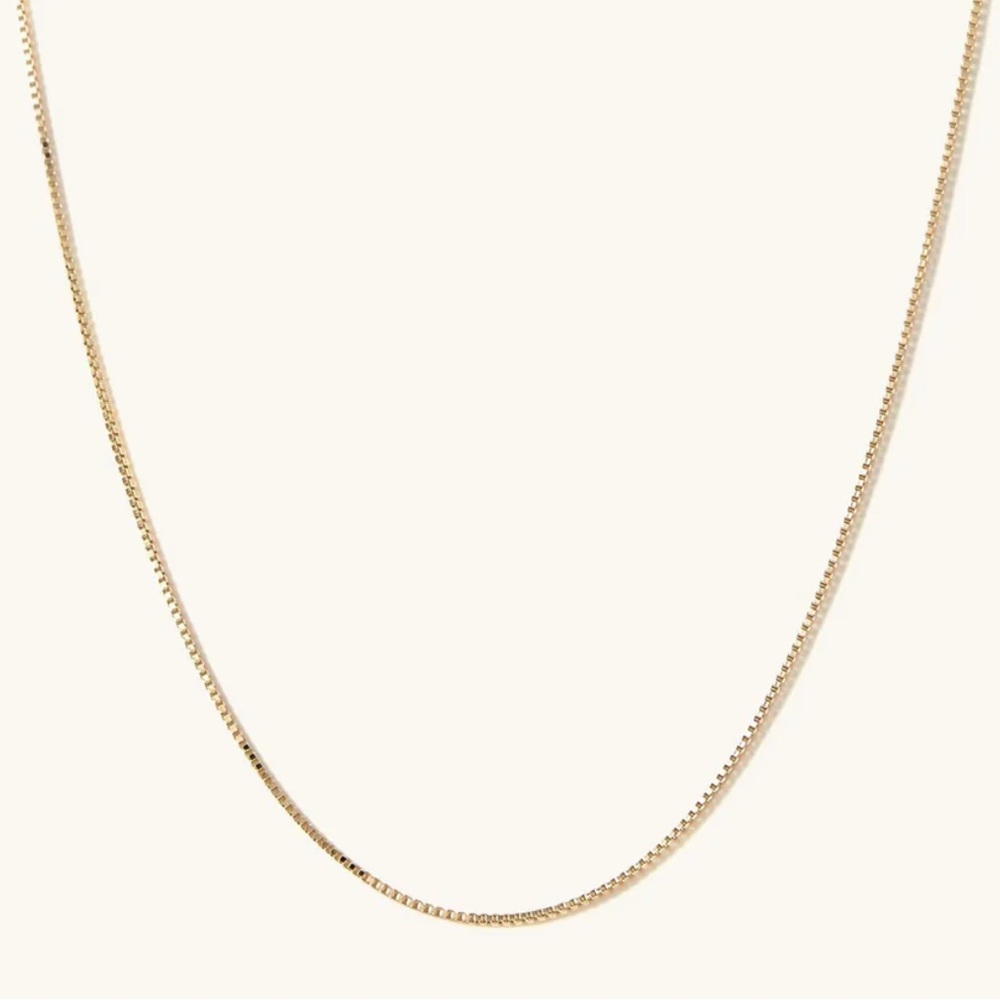 Mejuri - baby box chain necklace - 16-18”